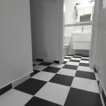 2rooms Atheneum Boekarest