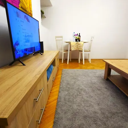 Appartement 2rooms Atheneum Boekarest