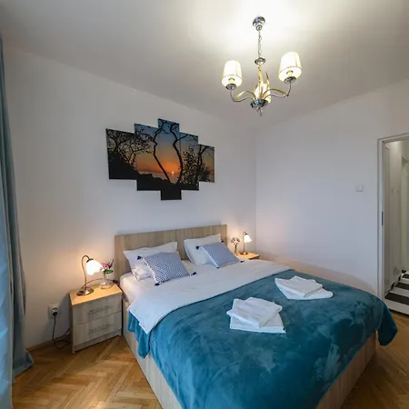 公寓 2rooms Atheneum 布加勒斯特