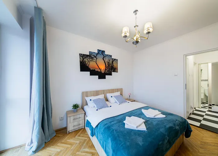 2rooms Atheneum * Bucharest
